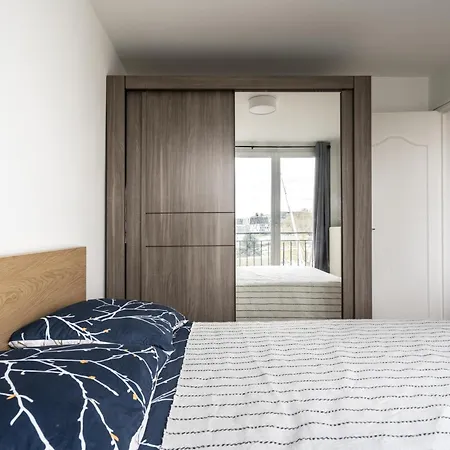 Charming In 5 With Stunning View * Paris