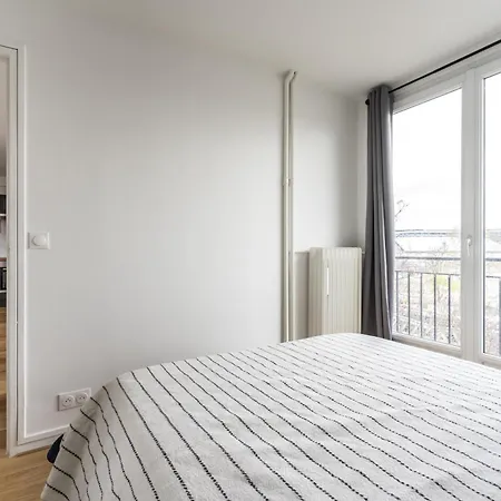 Apartment Charming In 5 With Stunning View